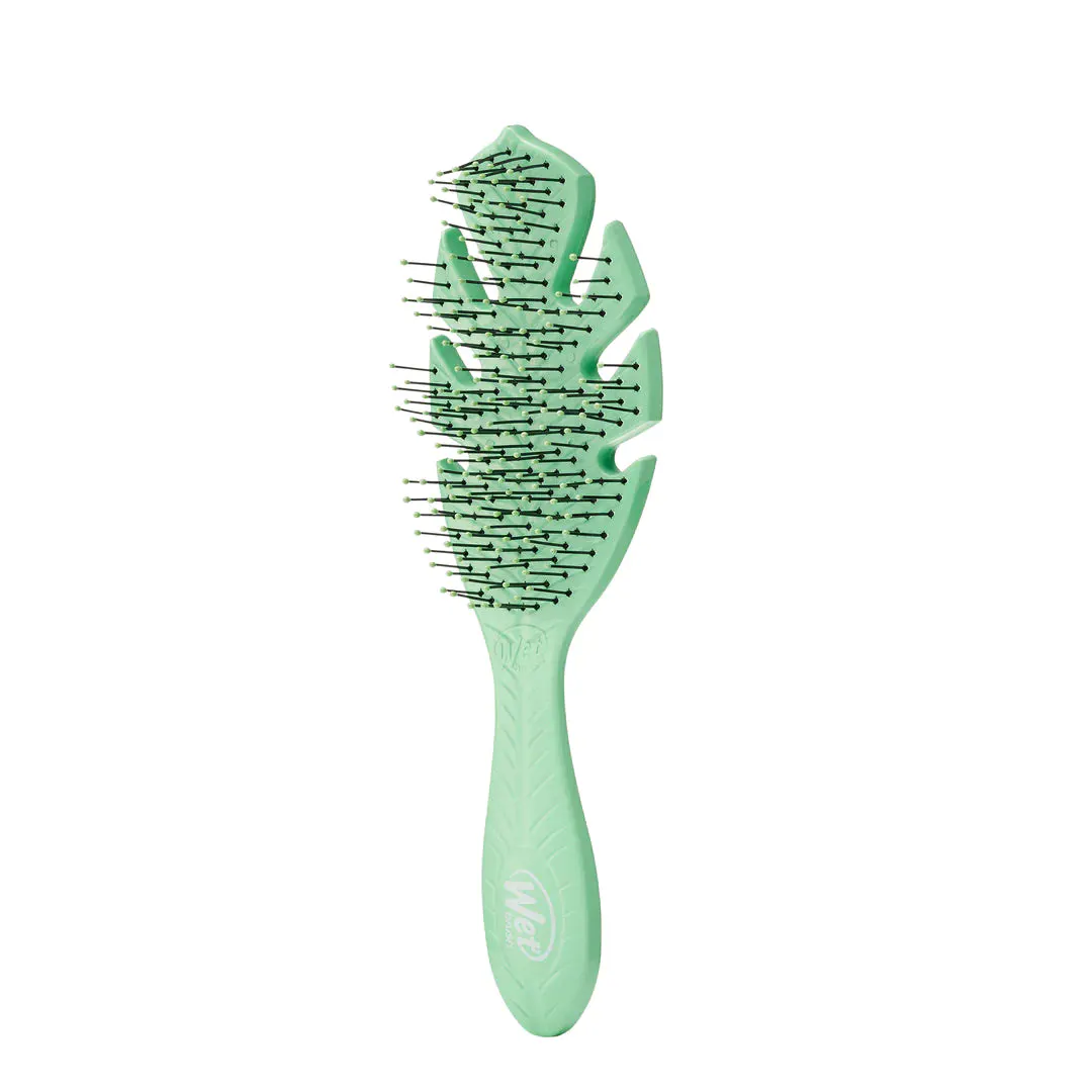 Wet Brush Go Green Detangler - Green, view 3
