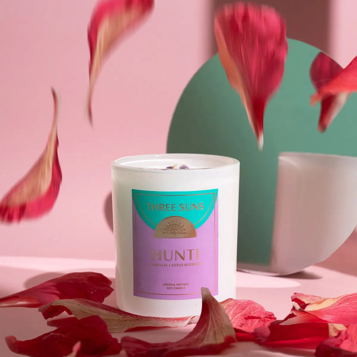 Three Suns Hunti Crystal Infused Candle Of Tranquility 300g - Camellia & Lotus Blossom, view 3