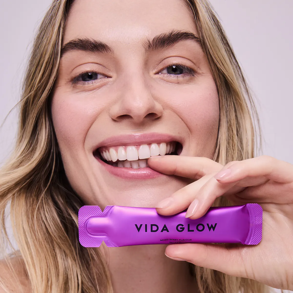 Vida Glow Liquid Collagen Skin Health Mixed Berry 15 x 12.4ml, view 2
