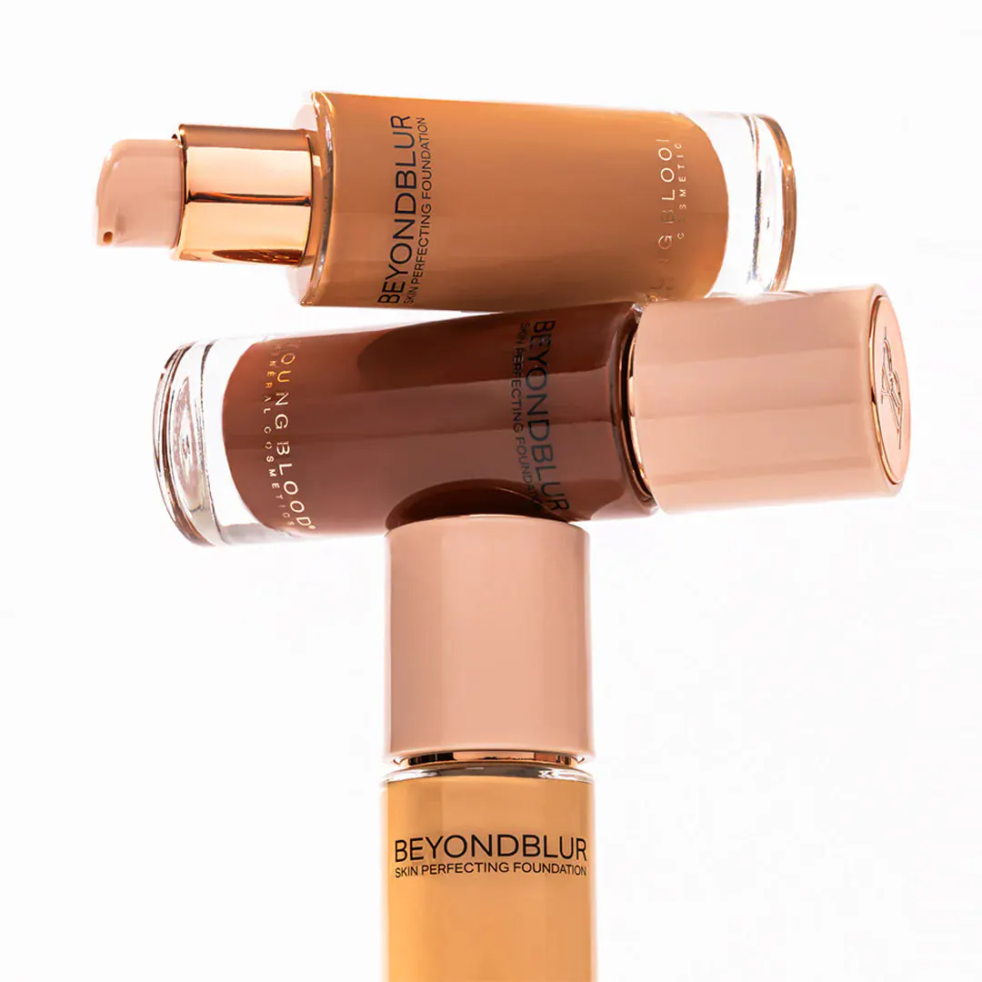 Youngblood BeyondBlur™ Skin Perfecting Foundation 30ml, view 2